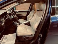 Usado Volvo XC60 Kinetic 181 CV (133 kW) 2015 Azul SUV