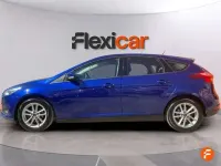 Usado Ford Focus 125 CV (91 kW) 2016 Azul Berlina