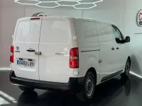 Usado Toyota Proace 100 CV (73 kW) 2021 Blanco Monovolumen