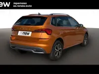 Usado Skoda Kamiq Style 110 CV (80 kW) 2022 Naranja SUV