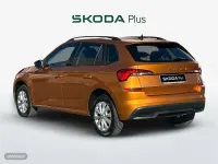 Usado Skoda Kamiq Active 110 CV (80 kW) 2022 Naranja SUV