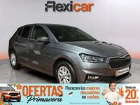 Usado Skoda Fabia Selection 95 CV (69 kW) 2024 Gris Berlina