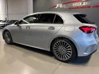 Usado Mercedes A200 150 CV (110 kW) 2025 Gris / plata Berlina