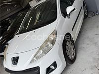 Usado Peugeot 207 70 CV (51 kW) 2010 Blanco Berlina