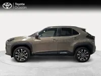 Usado Toyota Yaris Cross Active 116 CV (85 kW) 2025 Marrón SUV