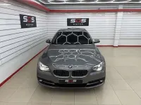 Usado BMW 520 Comfort Edition 190 CV (139 kW) 2014 Gris Familiar