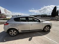 Usado Renault Mégane II Dynamique 105 CV (77 kW) 2008 Gris / plata Berlina