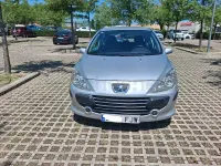 Usado Peugeot 307 110 CV (80 kW) 2007 Gris / plata Berlina
