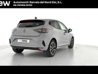 Usado Renault Clio V Techno 100 CV (73 kW) 2025 Gris Berlina