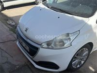 Usado Peugeot 208 Access 75 CV (55 kW) 2015 Blanco Utilitario