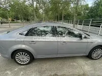 Usado Ford Mondeo Ghia 140 CV (102 kW) 2012 Gris / plata Berlina