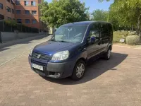 Usado Fiat Doblò Dynamic 105 CV (77 kW) 2009 Azul Monovolumen
