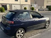 Usado Seat Ibiza Sport 100 CV (73 kW) 2009 Azul Berlina