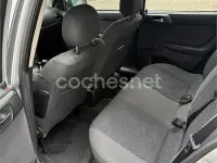 Usado Opel Astra Edition 100 CV (73 kW) 2003 Gris / plata Berlina