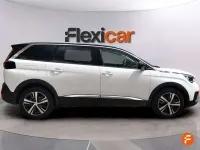 Usado Peugeot 5008 Allure 131 CV (96 kW) 2018 Azul SUV