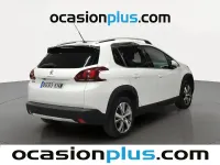 Usado Peugeot 2008 Allure 110 CV (80 kW) 2018 Blanco SUV