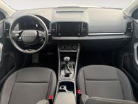 Usado Skoda Karoq Selection 150 CV (110 kW) 2025 Blanco SUV