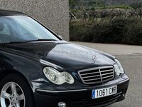 Usado Mercedes C180 Avantgarde 143 CV (105 kW) 2004 Negro Berlina