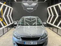 Usado Peugeot 308 Access 110 CV (80 kW) 2015 Gris / plata Berlina