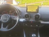 Usado Audi Q2 Design 116 CV (85 kW) 2018 Gris / plata SUV