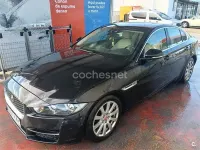 Usado Jaguar XE Portfolio 180 HP (132 kW) 2016 Preto Sedan