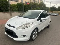 Usado Ford Fiesta Sport 95 CV (69 kW) 2011 Blanco Berlina