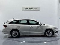 Nuevo Skoda Octavia G-TEC Ambition 131 CV (96 kW) 2025 Blanco Familiar