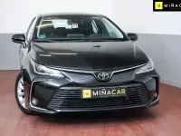 Usado Toyota Corolla Active 122 CV (89 kW) 2022 Negro Berlina
