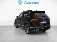 Käytetty VW Tiguan R-line 150 HP (110 kW) 2022 Musta Katumaasturi
