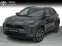 Usado Toyota Yaris Cross Active 130 CV (95 kW) 2025 Gris / plata SUV