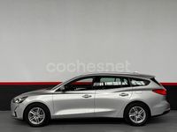 Usado Ford Focus Trend 120 CV (88 kW) 2021 Gris / plata Familiar