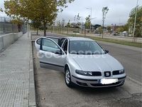 Usado Seat Toledo Sport 110 CV (80 kW) 2000 Gris / plata Berlina