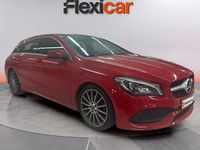 Usado Mercedes CLA200 Shooting Brake 136 CV (100 kW) 2017 Rojo Familiar