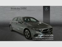 Usado Mercedes A180 136 CV (100 kW) 2024 Gris montaña (metalizado) Utilitario