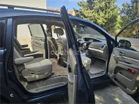 Usado SsangYong Rodius Limited 165 CV (121 kW) 2010 Gris / plata Monovolumen