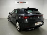 Usado Seat Leon FR 150 CV (110 kW) 2021 Gris / plata Berlina