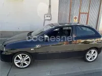 Usado Seat Ibiza Reference 80 CV (58 kW) 2006 Negro Utilitario