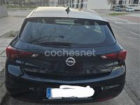 Usado Opel Astra Excellence 150 CV (110 kW) 2017 Verde Berlina