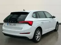 Usado Skoda Scala Ambition 110 CV (80 kW) 2021 Blanco Utilitario