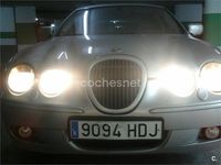 Usado Jaguar S-Type Executive 240 CV (176 kW) 2000 Gris / plata Berlina