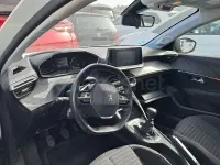 Usado Peugeot 208 Active 100 CV (73 kW) 2022 Blanco Utilitario