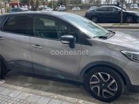 Usado Renault Captur Zen 90 CV (66 kW) 2015 Gris / plata SUV