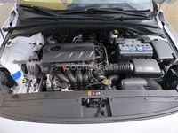 Usado Hyundai i30 100 CV (73 kW) 2018 Blanco Berlina