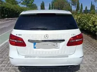 Usado Mercedes B180 109 CV (80 kW) 2015 Blanco Monovolumen