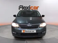 Usado Skoda Rapid Ambition 110 CV (80 kW) 2018 Gris Utilitario