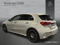 Usado Mercedes A180 AMG line 116 CV (85 kW) 2021 Iridiumsilber  metalliclack Berlina