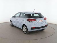 Usado Hyundai i20 75 CV (55 kW) 2019 Azul Berlina