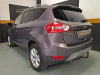 Usado Ford Kuga Trend 140 CV (102 kW) 2012 Marrón SUV