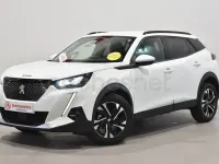Usado Peugeot 2008 Allure 101 CV (74 kW) 2020 Blanco SUV