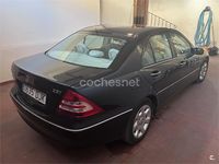 Usado Mercedes C220 Elegance 143 HP (105 kW) 2005 Azul Sedan